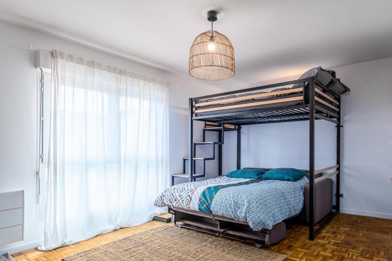 Appart'Hotel Sahara- Next To Disney Montévrain Zewnętrze zdjęcie